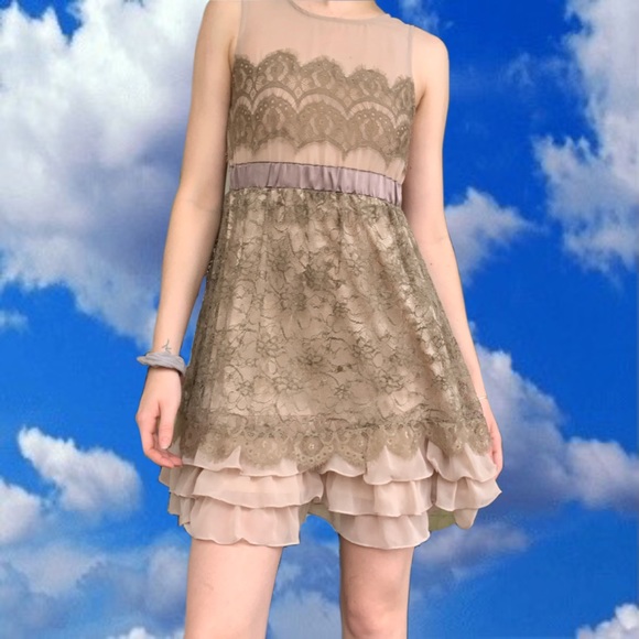 Vintage Dress - Picture 2 of 3